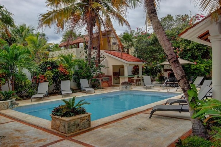 Playa del carmen luxury homes for sale what happens in cancun stays in cancun